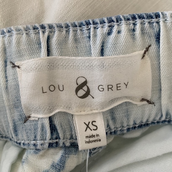 LOU & GREY Acid Wash Print 7.5” Inseam Shorts Size XS New With Tag - Picture 13 of 15